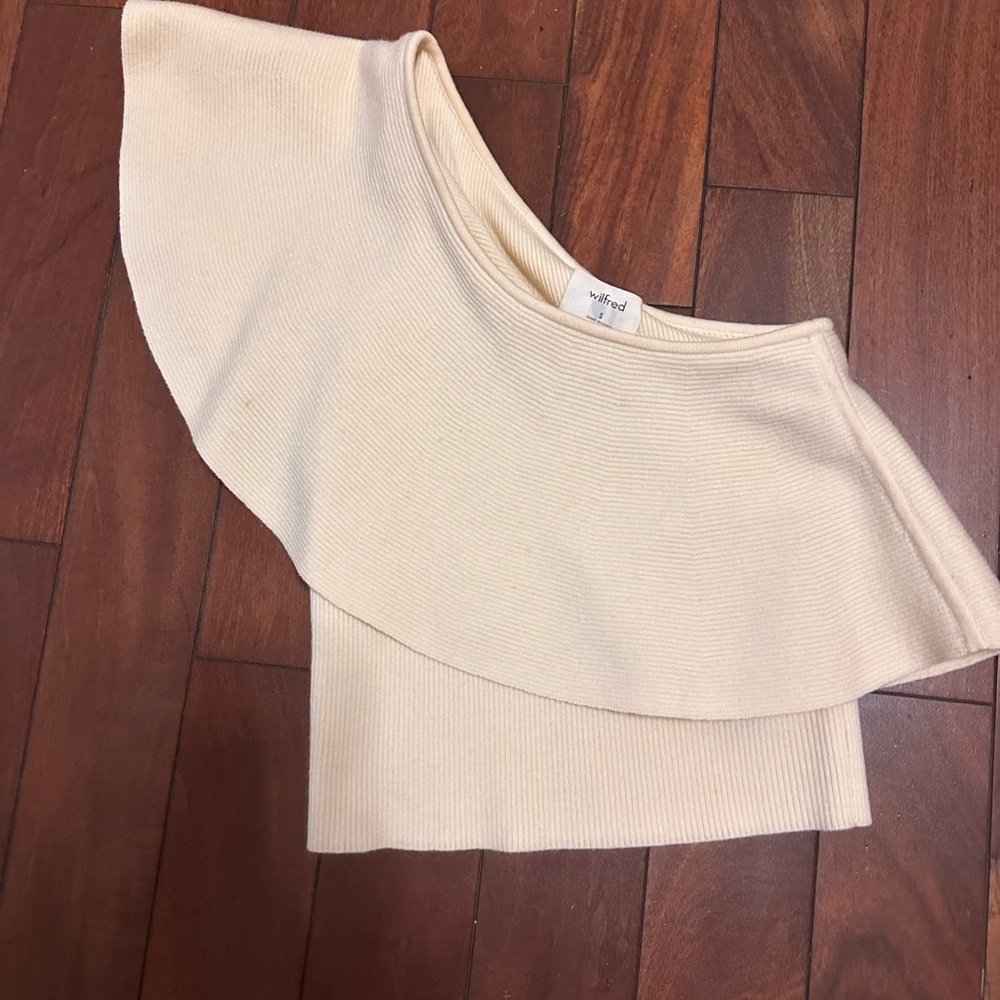 Wilfred Cream Off-Shoulder Crop Top